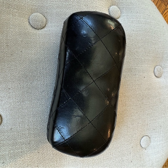 Chanel Camellia Sunglasses Black with White Flowers + Quilted Chanel Case - Picture 12 of 12